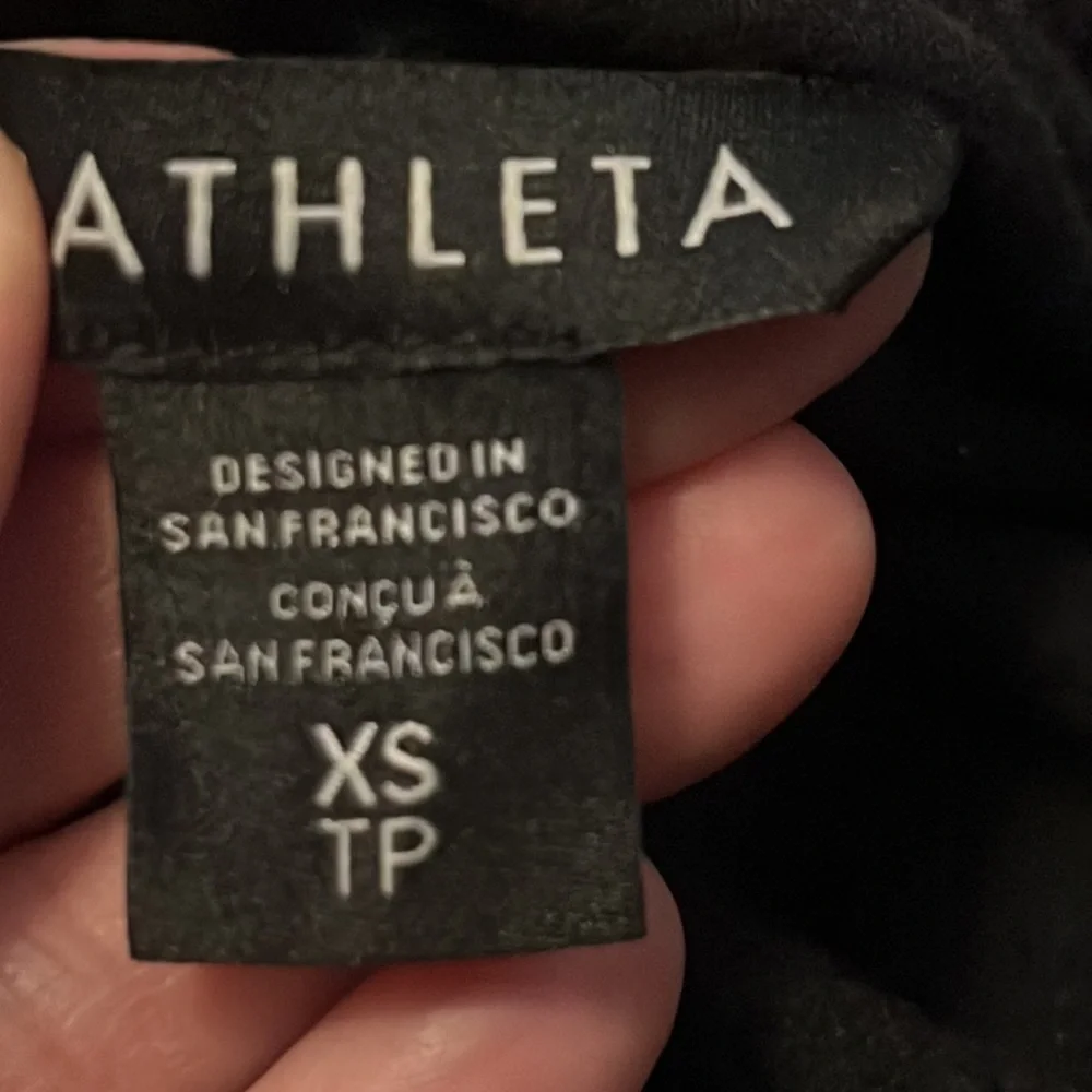 Athleta Easy Fleece MID RISE JOGGER
Midweight fleece with relaxed fit. - Picture 4 of 12